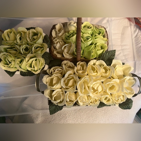 Bath Roses - Picture 4 of 7